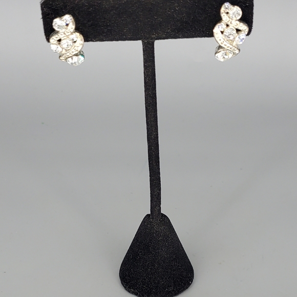 Rhinestone Silvertone Glamour Prom, Evening Necklace and Earrings Set - Picture 7 of 10